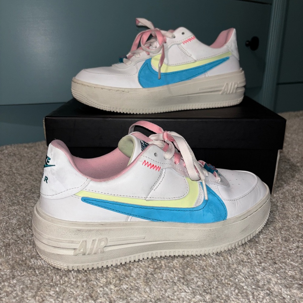 Nike Women's Air Sneakers - White, Blue, Pink
